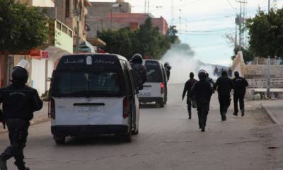 le décès d'un journaliste par immolation provoque l'émeute